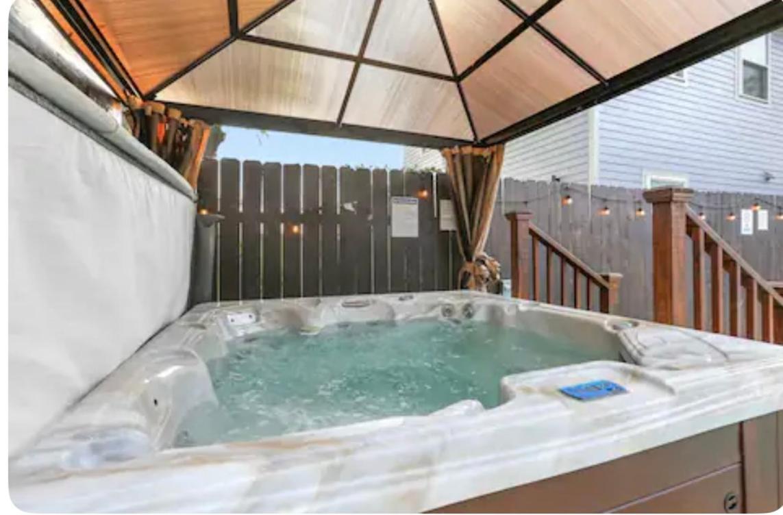 Villa Luxury House With Pool And Hot Tub New Orleans Exterior foto
